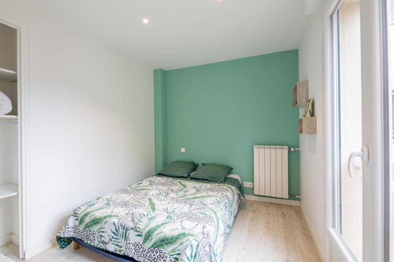 Meuble 2 Etoiles, Wifi, A 2 Pas Des Plages Frejus Luaran gambar